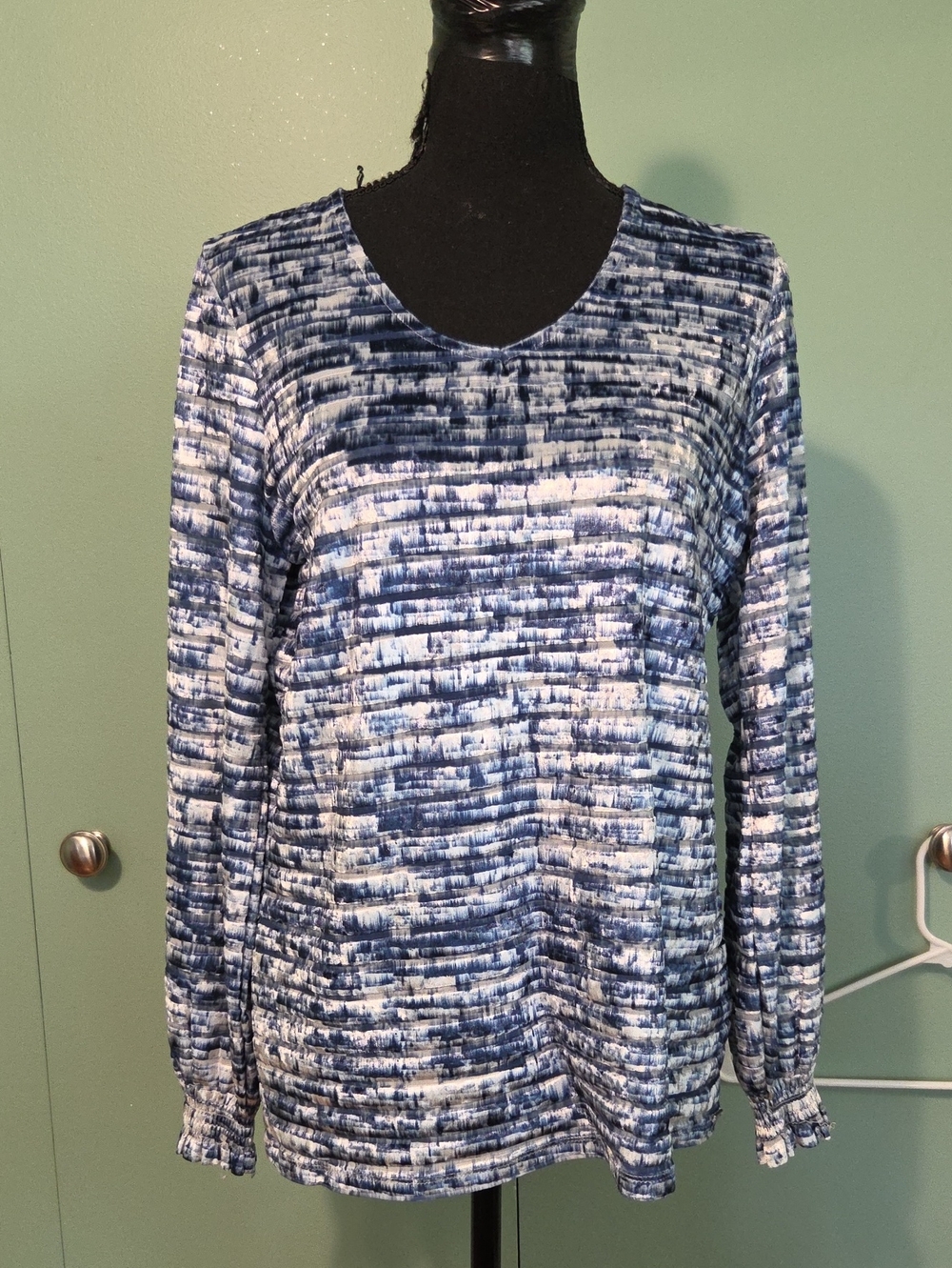 French Dressing Jeans Blue Patterned Crushed Velvet  Long-Sleeve Blouse Size S